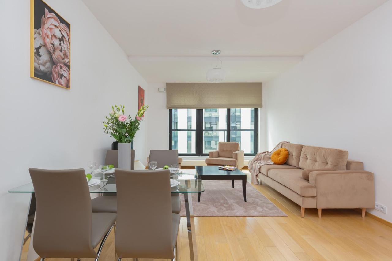 Dzielna Apartment Warsaw Wola By Noclegi Renters Exterior photo